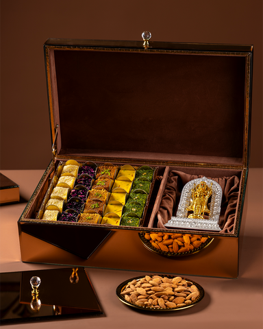 Big Gold Glass Hamper with Idol