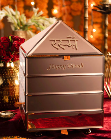 Rose gold glass hamper